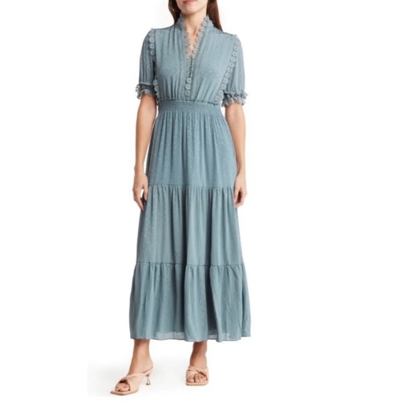 Max Studio Dresses & Skirts - MAX STUDIO Jacquard Dot Lace Trim Maxi Dress in Emerald Size M